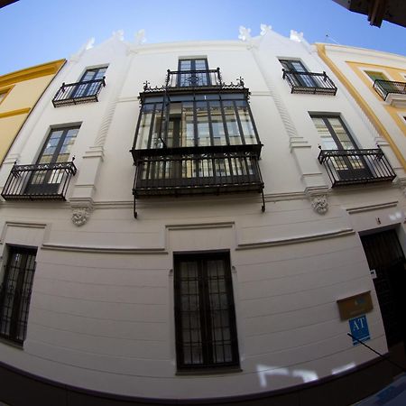 Life Apartments Alberto Lista Sevilla Exteriör bild