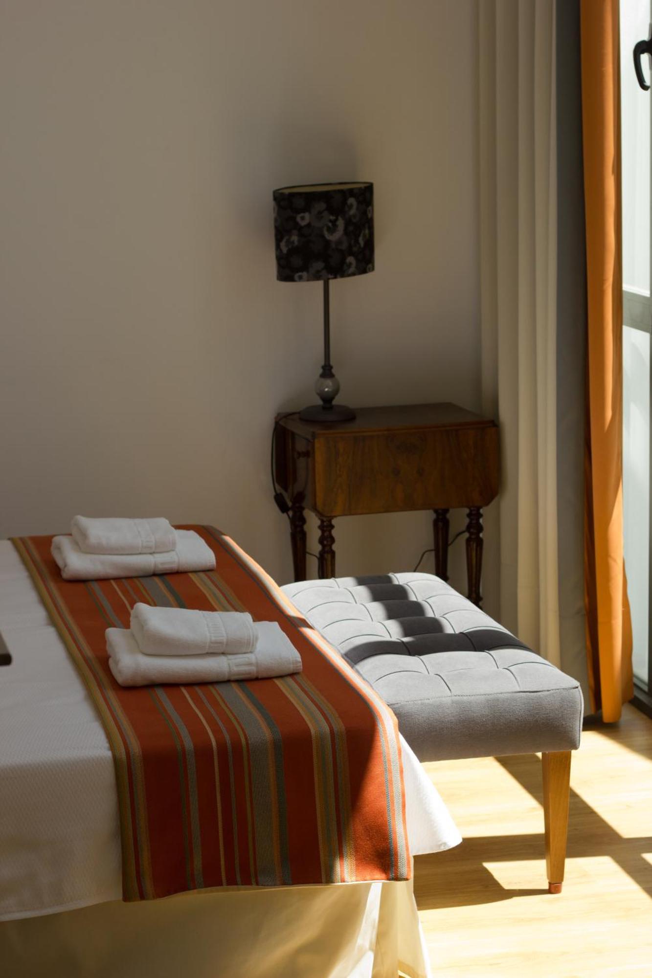 Life Apartments Alberto Lista Sevilla Exteriör bild