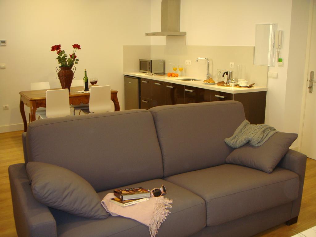 Life Apartments Alberto Lista Sevilla Exteriör bild