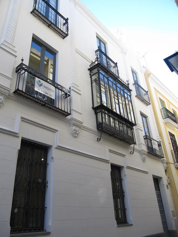 Life Apartments Alberto Lista Sevilla Exteriör bild