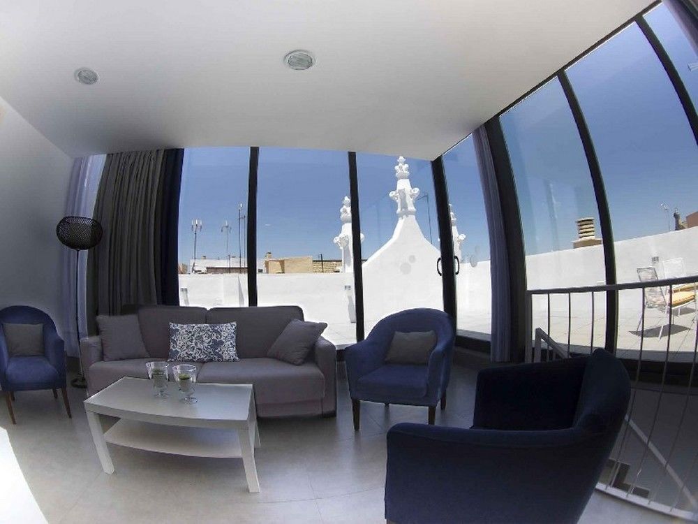 Life Apartments Alberto Lista Sevilla Exteriör bild